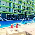Apartament Bliss - Pool & *
