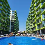 Apartament Bliss - Pool &
