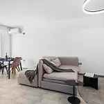 Bliss - Pool & Apartament *