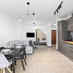 Apartament Bliss - Pool & Năvodari