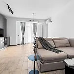 Apartament Bliss - Pool & *
