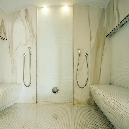 Bliss - Pool & Apartment