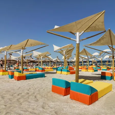 Apartament Bliss - Pool &