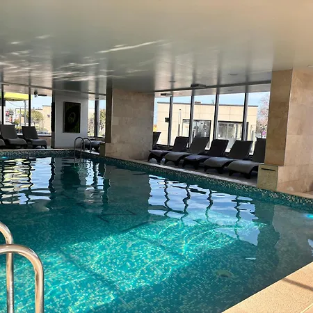 Bliss - Pool & * Năvodari