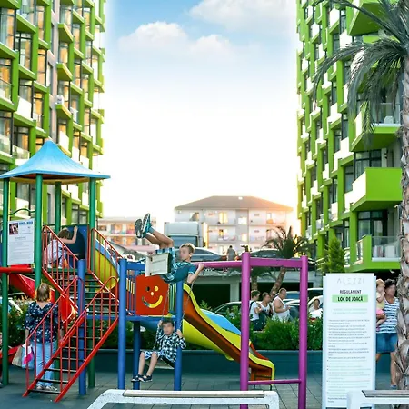 Apartment Bliss - Pool & Navodari