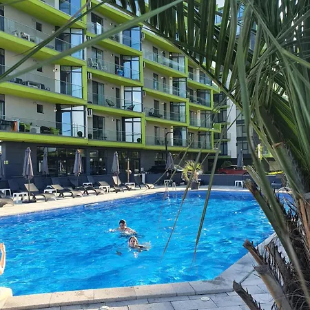 Bliss - Pool & Apartament Năvodari