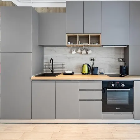 Apartment Bliss - Pool & Navodari