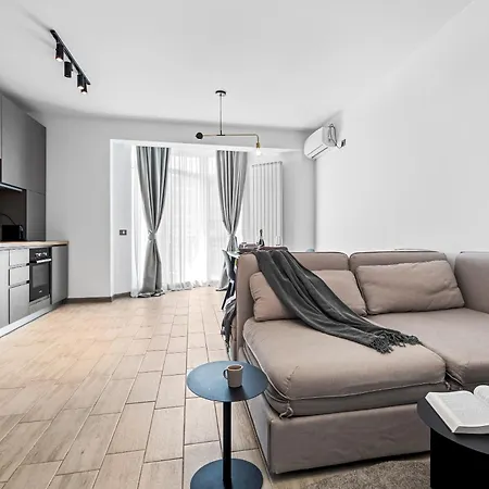Apartament Bliss - Pool & *