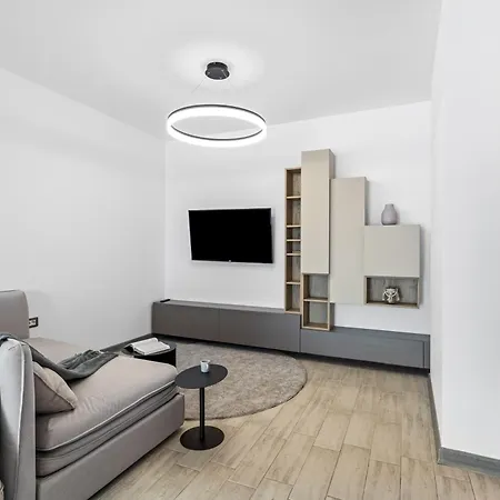 Bliss - Pool & Apartment Navodari