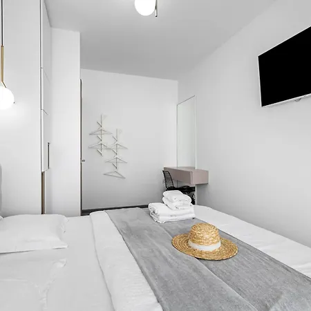 Bliss - Pool & Apartman