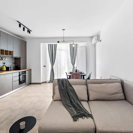 Apartament Bliss - Pool & Năvodari